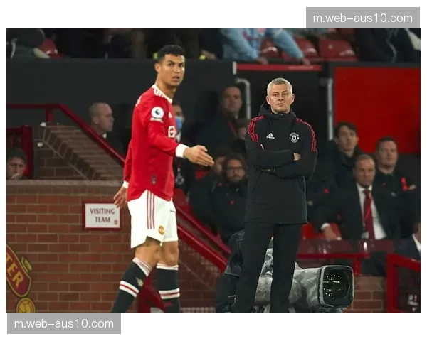 米利西奇战术体系强调高位逼抢 攻防转换提速成变革核心方向 米利西奇战术体系强调高位逼抢 攻防转换提速成变革核心方向